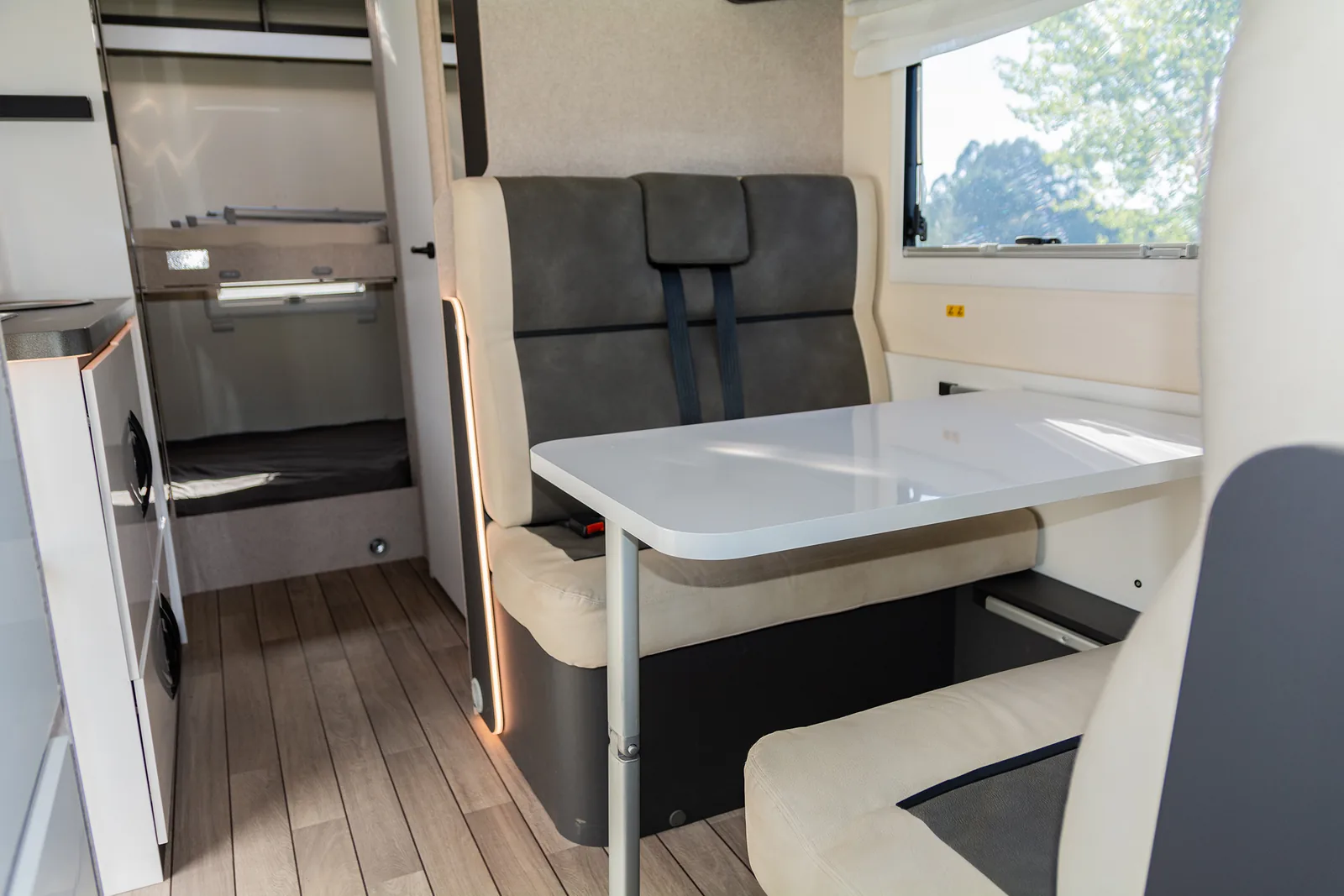 Suite Van