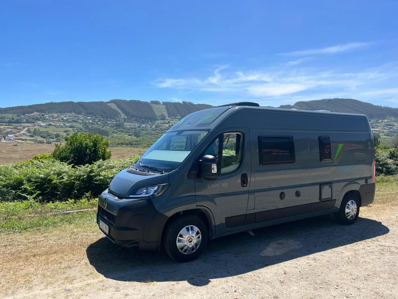 AJJ Vans Canarias